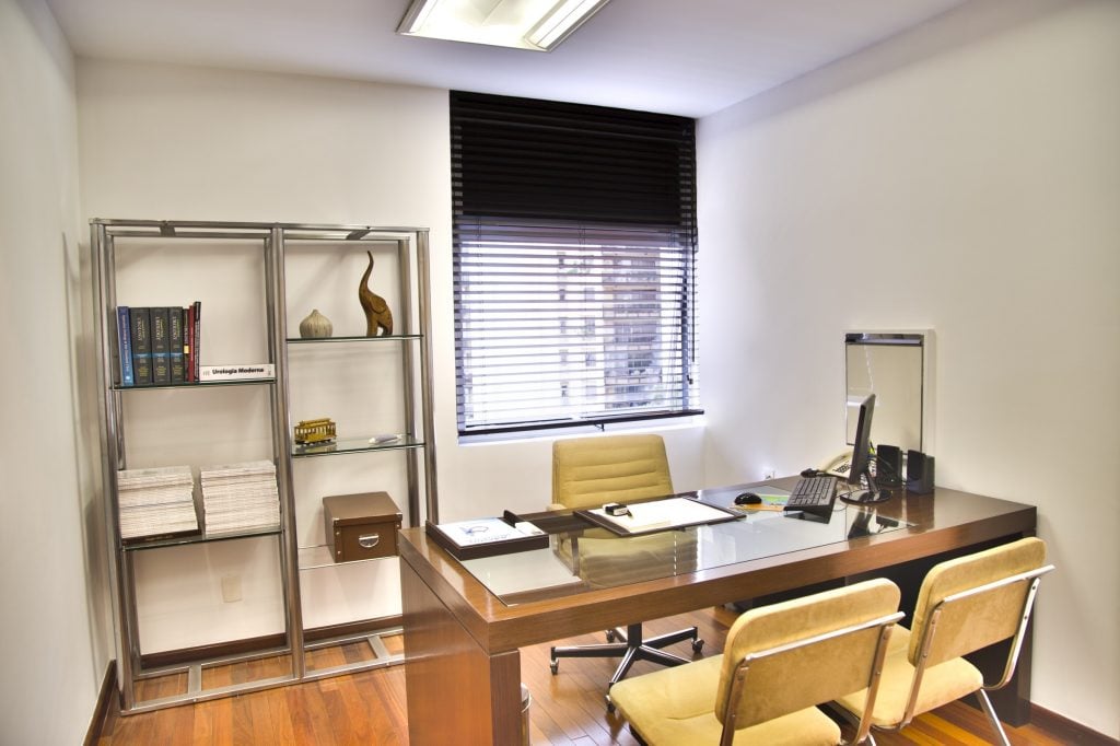 bookcase-chair-clean-263209-1024x682 Office Building Painting | McAuliffe Painting