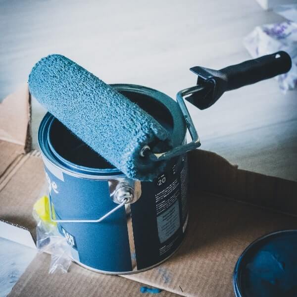 wrong-type-of-paint-image-min Paint brush on a paint bucket | McAuliffe Painting